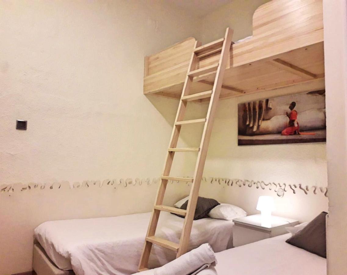 Auberge de jeunesse Itaca *